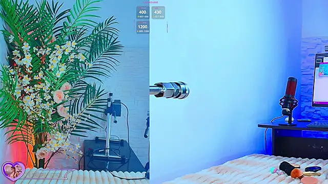 Snapshot of Kinky__Karo chatting on September 2025 12:28:01 AM Kinky Karo online show from September 2025 12:28:01 AM