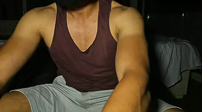 Snapshot of Theindianhung chatting on March 2025 07:04:01 PM Theindianhung online show from March 2025 07:04:01 PM