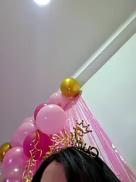 NeredaXxx online show from March 2026 10:37:01 PM