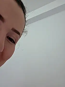 NeredaXxx online show from December 2025 10:14:02 PM