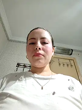 NeredaXxx online show from September 2025 09:35:01 PM