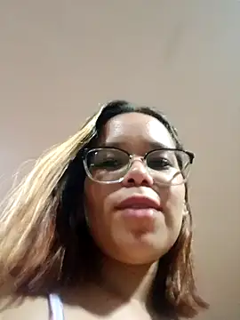anthiamelisa online show from February 2025 04:25:02 AM
