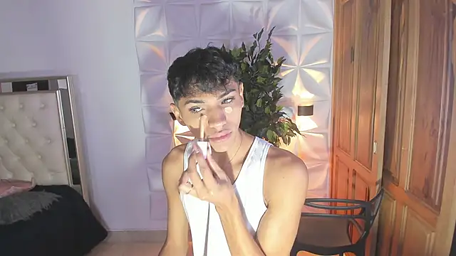 Snapshot of im_sebaslopez chatting on October 2025 11:31:02 AM im sebaslopez online show from October 2025 11:31:02 AM