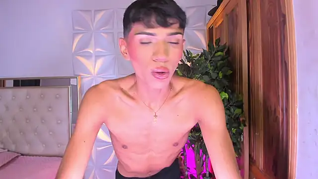 im sebaslopez online show from September 2025 11:08:02 PM