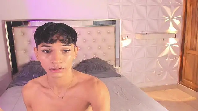 im sebaslopez online show from June 2026 11:48:02 AM