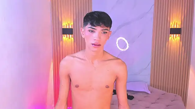 Snapshot of im_sebaslopez chatting on November 2025 08:03:01 PM im sebaslopez online show from November 2025 08:03:01 PM