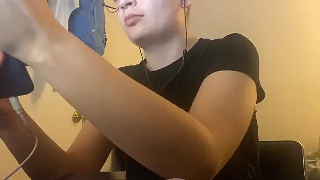 livcutebaby online show from December 2024 03:07:02 AM