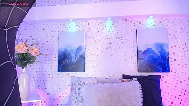 Aniie Doll online show from February 2026 08:27:01 PM