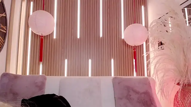 Aniie Doll online show from January 2026 08:23:02 PM