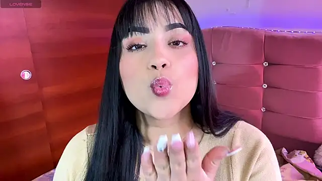 male couper online show from November 2025 04:55:01 PM