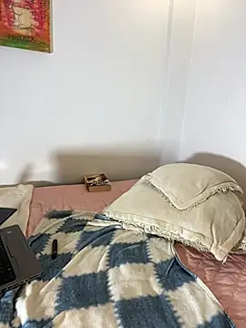 Valery hilthon online show from March 2026 07:37:02 PM