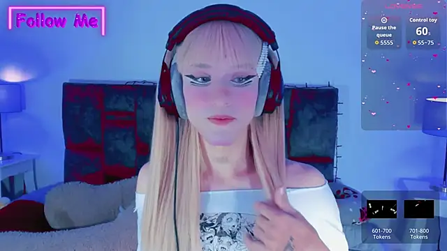 Snapshot of Kirmyy_ chatting on November 2025 08:45:01 PM Kirmyy online show from November 2025 08:45:01 PM