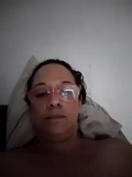 Snapshot of nicolle_milf1978 chatting on May 2026 12:24:01 PM nicolle milf1978 online show from May 2026 12:24:01 PM