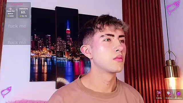 Snapshot of Noah_Xitruxx chatting on September 2025 05:52:02 PM Noah Xitruxx online show from September 2025 05:52:02 PM