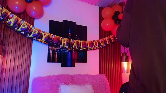 Snapshot of Noah_Xitruxx chatting on October 2025 03:19:01 AM Noah Xitruxx online show from October 2025 03:19:01 AM