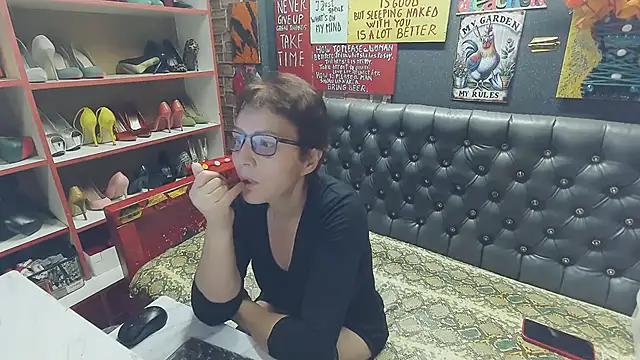 Snapshot of Lily4yourfun chatting on October 2025 06:58:02 AM Lily4yourfun online show from October 2025 06:58:02 AM