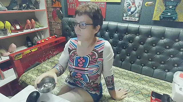 Snapshot of Lily4yourfun chatting on October 2025 06:01:01 AM Lily4yourfun online show from October 2025 06:01:01 AM