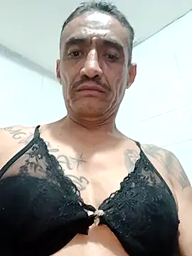 Snapshot of Innsaciable chatting on October 2025 06:36:01 AM Innsaciable online show from October 2025 06:36:01 AM