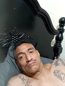 Snapshot of Innsaciable chatting on April 2026 09:04:01 AM Innsaciable online show from April 2026 09:04:01 AM