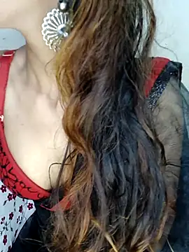 xpihu online show from October 2025 08:53:01 PM