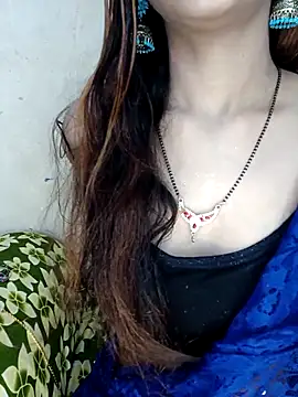 xpihu online show from November 2025 05:12:01 PM