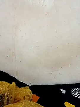 xpihu online show from October 2025 05:36:01 PM