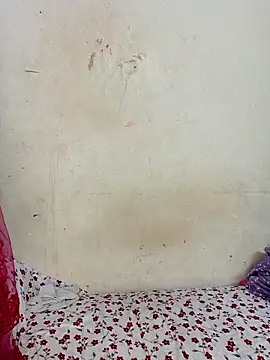 xpihu online show from October 2025 06:27:01 PM