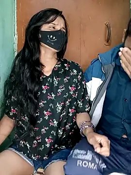 Suhani512 online show from December 2025 05:29:02 AM