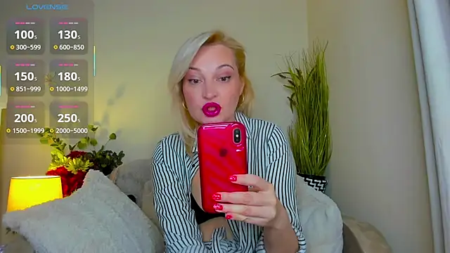 Milena candyy online show from April 2026 06:56:01 PM