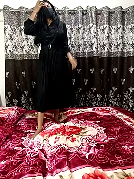 Snapshot of Cute-Bhavya chatting on March 2025 01:35:02 AM Cute-Bhavya online show from March 2025 01:35:02 AM
