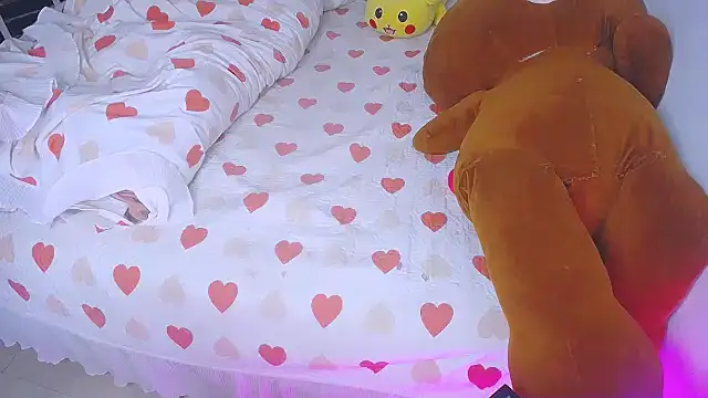 Snapshot of squirtsimi_9 chatting on January 2025 03:45:02 AM squirtsimi 9 online show from January 2025 03:45:02 AM