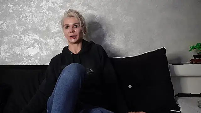 SquirtyFit Devil online show from March 2025 03:08:02 PM