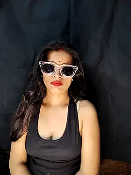 riyagupta5 online show from November 2025 05:17:02 PM