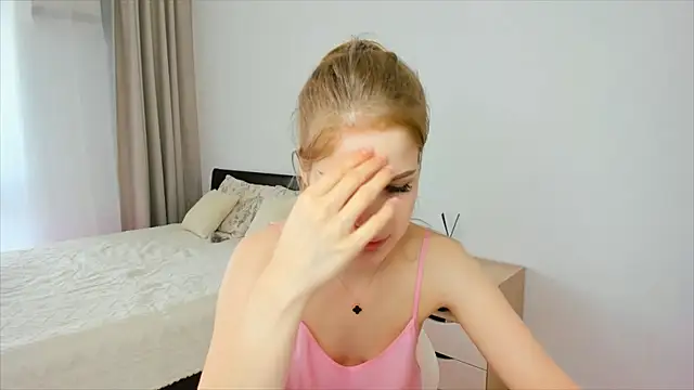 Xloe Queen online show from May 2026 09:06:02 AM