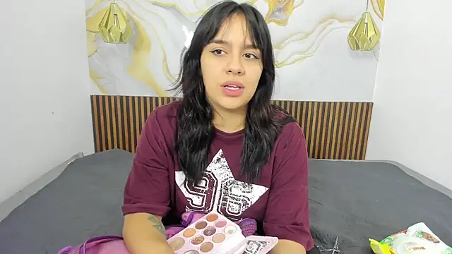 MelissaGilll online show from November 2025 07:18:02 PM