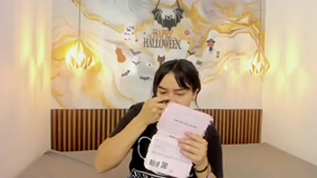 MelissaGilll online show from November 2025 07:17:02 PM