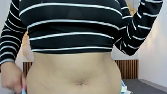 MelissaGilll online show from November 2025 07:25:01 PM