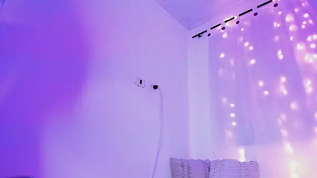 Snapshot of Aria_uwu chatting on February 2025 10:07:02 AM Aria uwu online show from February 2025 10:07:02 AM