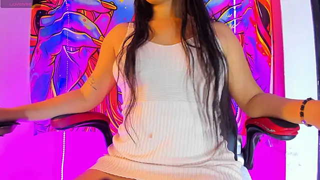 arigomez1 online show from September 2025 01:06:01 PM