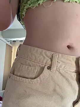 Morguisssz online show from February 2026 10:28:01 AM