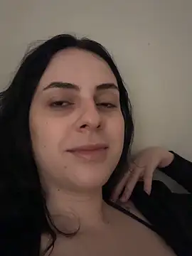 Snapshot of Morguisssz chatting on June 2026 02:24:02 AM Morguisssz online show from June 2026 02:24:02 AM