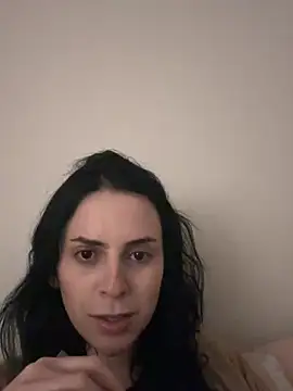 Snapshot of Morguisssz chatting on June 2026 04:46:01 AM Morguisssz online show from June 2026 04:46:01 AM