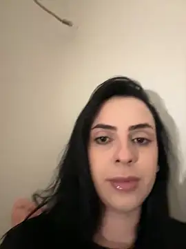 Morguisssz online show from November 2025 11:42:01 PM