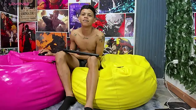 Snapshot of Jeffry_wolvess chatting on February 2025 08:00:01 PM Jeffry wolvess online show from February 2025 08:00:01 PM