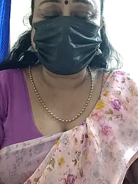 rekha naier online show from November 2025 01:04:02 PM