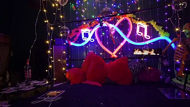 anonymouszN online show from February 2026 09:47:02 PM