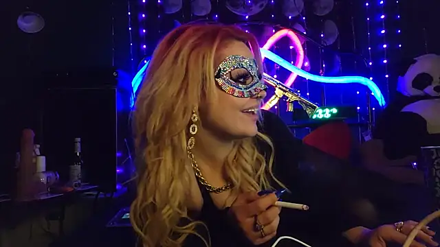 anonymouszN online show from November 2025 09:08:02 PM