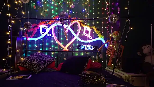 anonymouszN online show from February 2026 08:52:01 PM