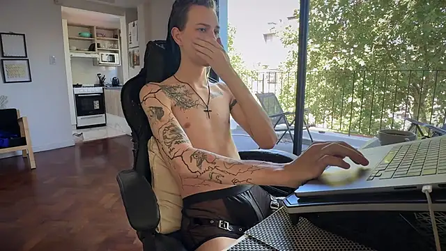 Den BlueXx online show from March 2026 05:48:01 PM