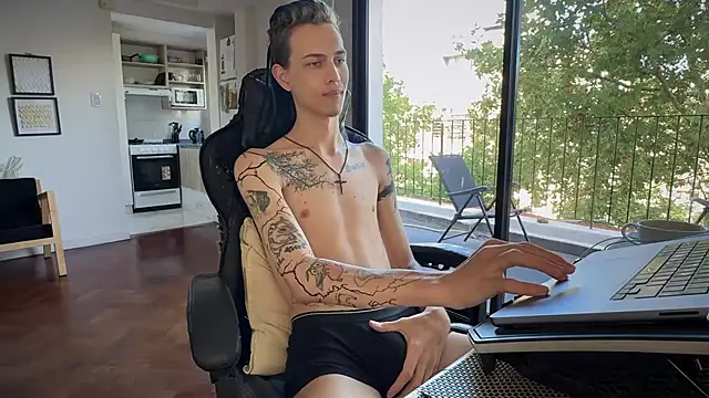 Den BlueXx online show from March 2026 08:25:01 PM